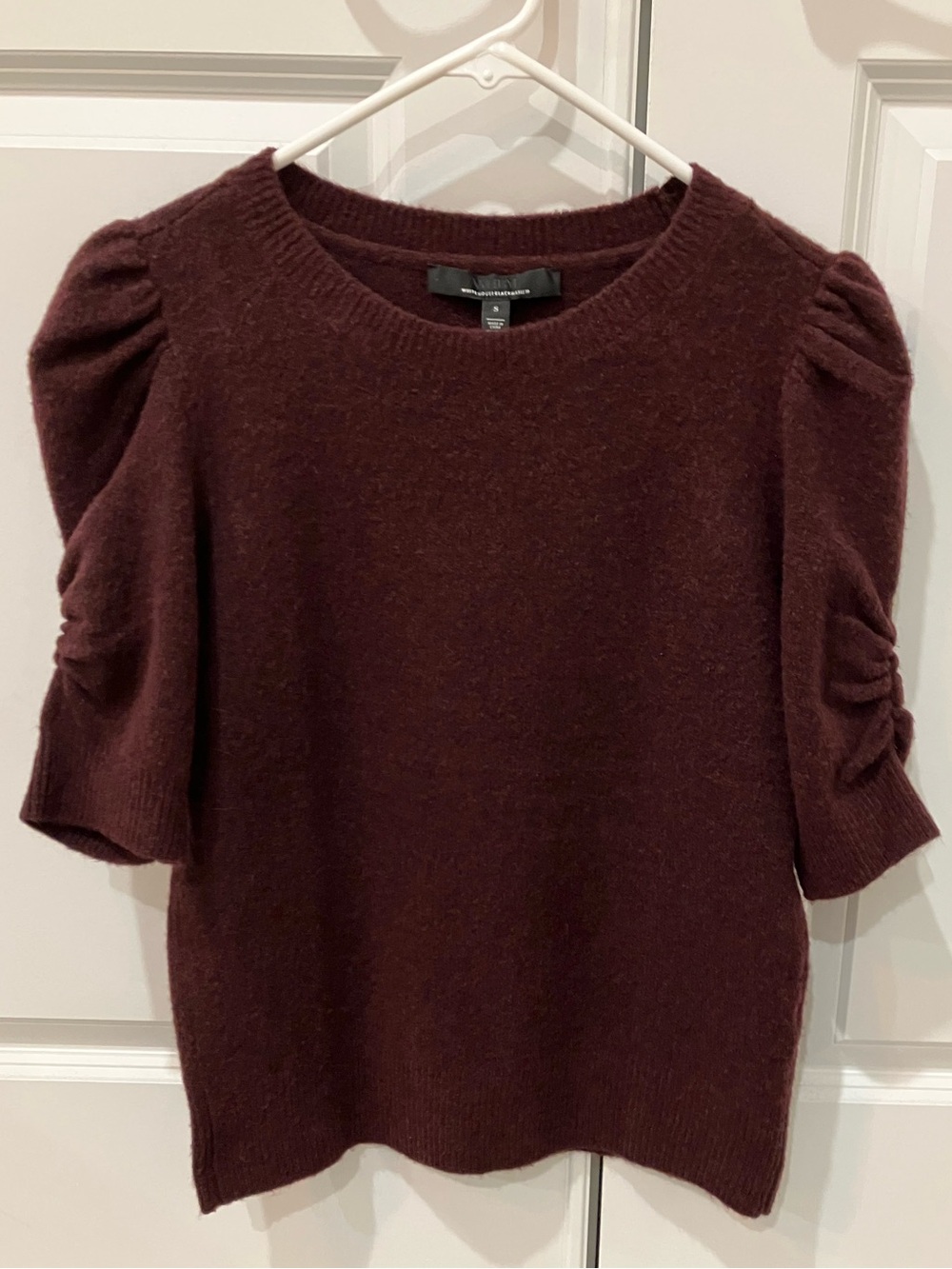WHBM Puff Sleeve Crewneck Sweater Heather Port Burgundy Wine Soft Knit Size S